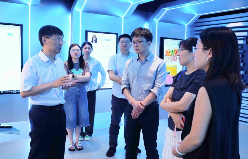热烈欢迎南通市商务局副局长左晓明一行莅临创贸出...